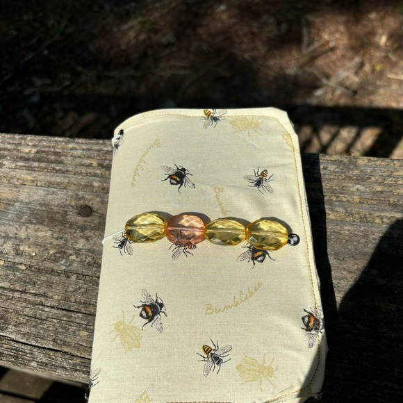 Bee travel note book - Picture 3 of 4